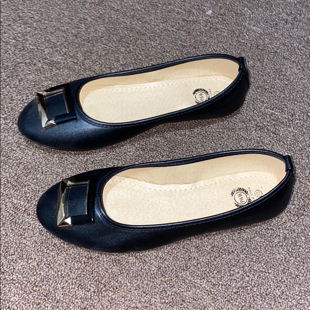 Flats - Picture 2 of 2